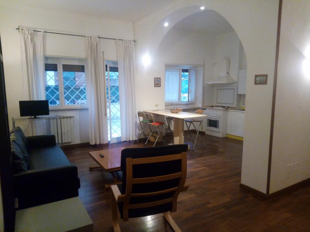 La Casa Di Nonna Betta Apartment โรม ภายนอก รูปภาพ