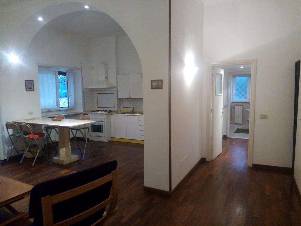 La Casa Di Nonna Betta Apartment โรม ภายนอก รูปภาพ